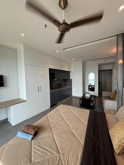 Countryside Luxury Suites - Supernova Noida New Delhi Extérieur photo